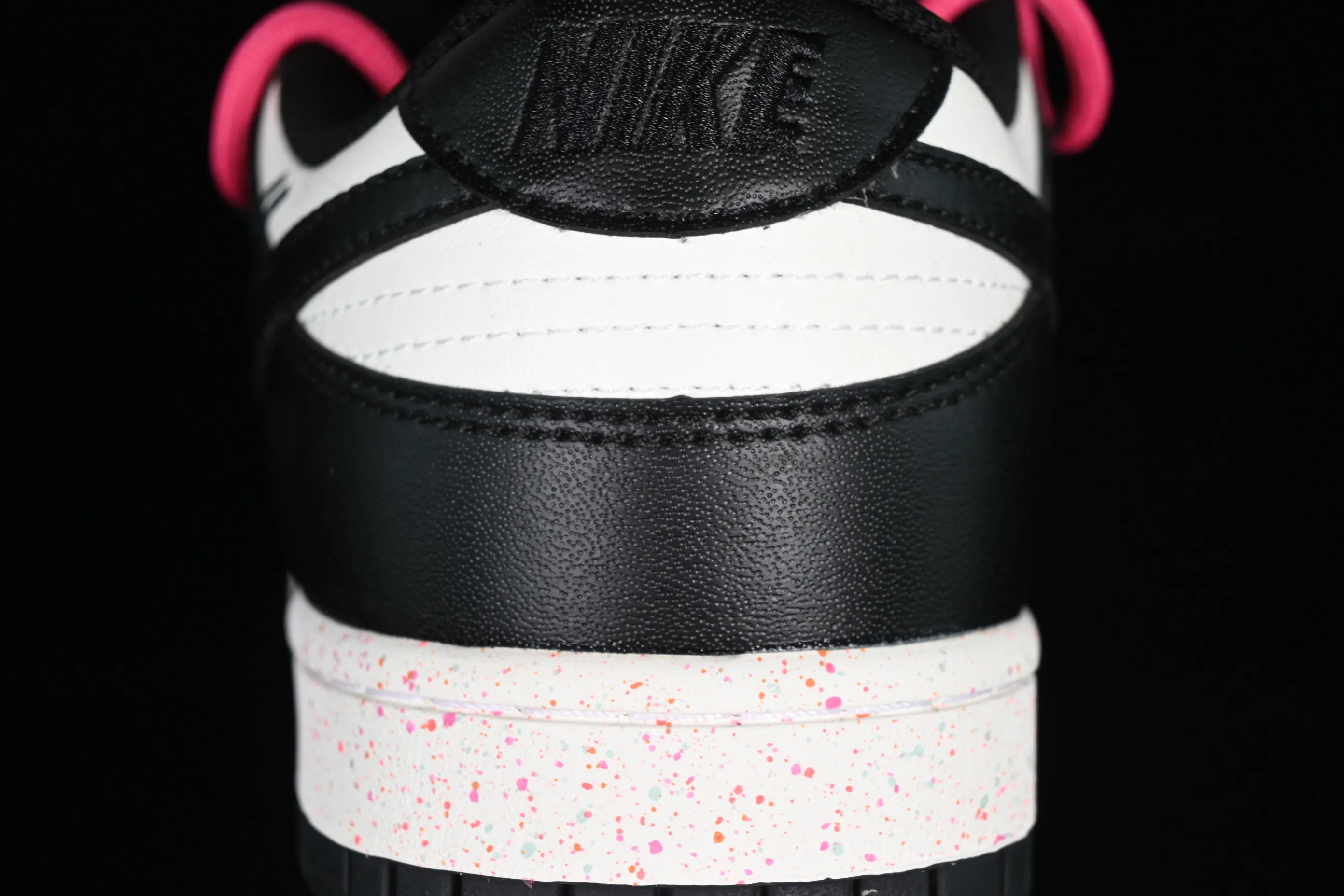 All Categories Nk SB Dunk Series Nk SB Dunk Low Low-top sneakers Nk Dunk Low "Multi Color" Vibrant three hooks Customized version of deconstructed strap casual sneakers FD4623-131